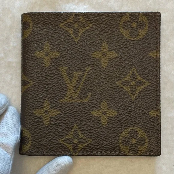 Louis Vuitton Authentic Vintage Brown Monogram Design Wallet - Picture 1 of 15